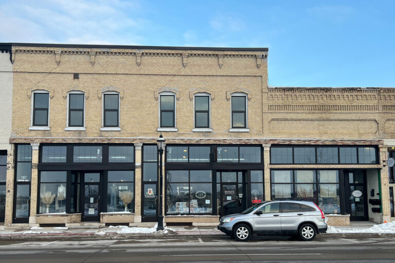 21 De Pere Interior Renovation Under 50000 After 768x512